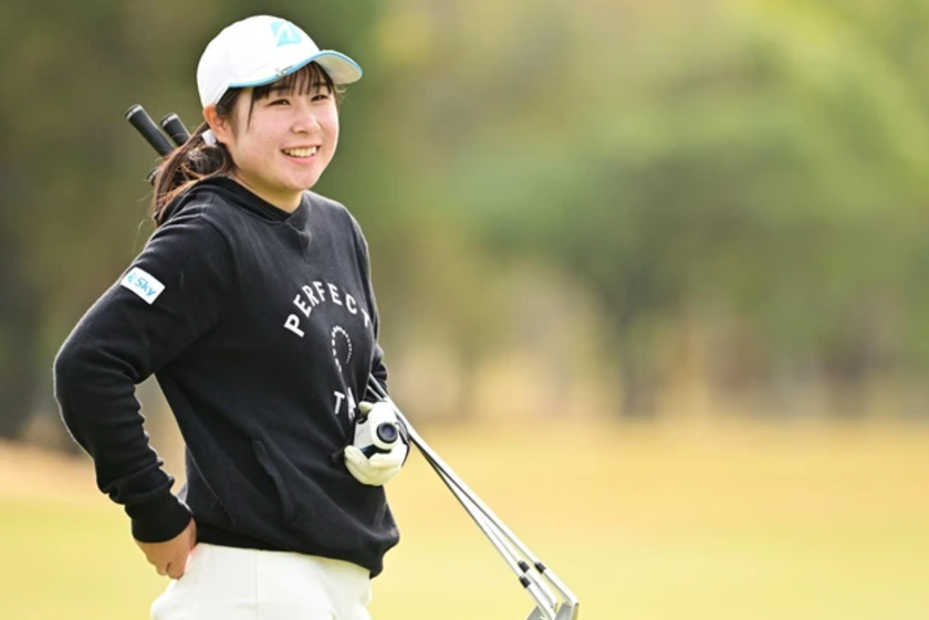 渋野日向子が日本女子ゴルフツアーで圧巻のパフォーマンスを披露し、ファンを魅了！ 渋野日向子 日本女子ゴルフツアー